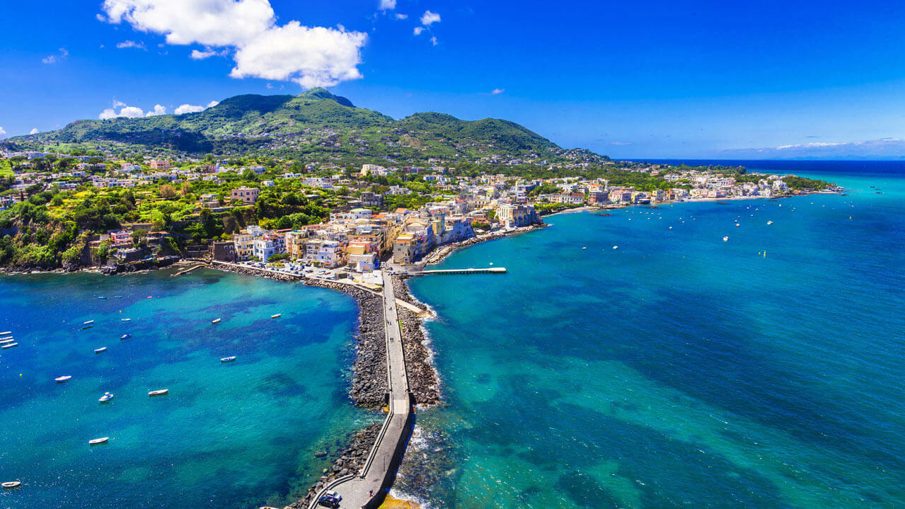 Boat Trip in Ischia Ponte around Castello Aragonese